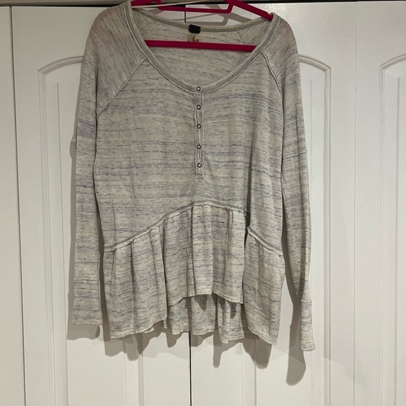 Free people we the free small waffle knit top‎ - Picture 2 of 6
